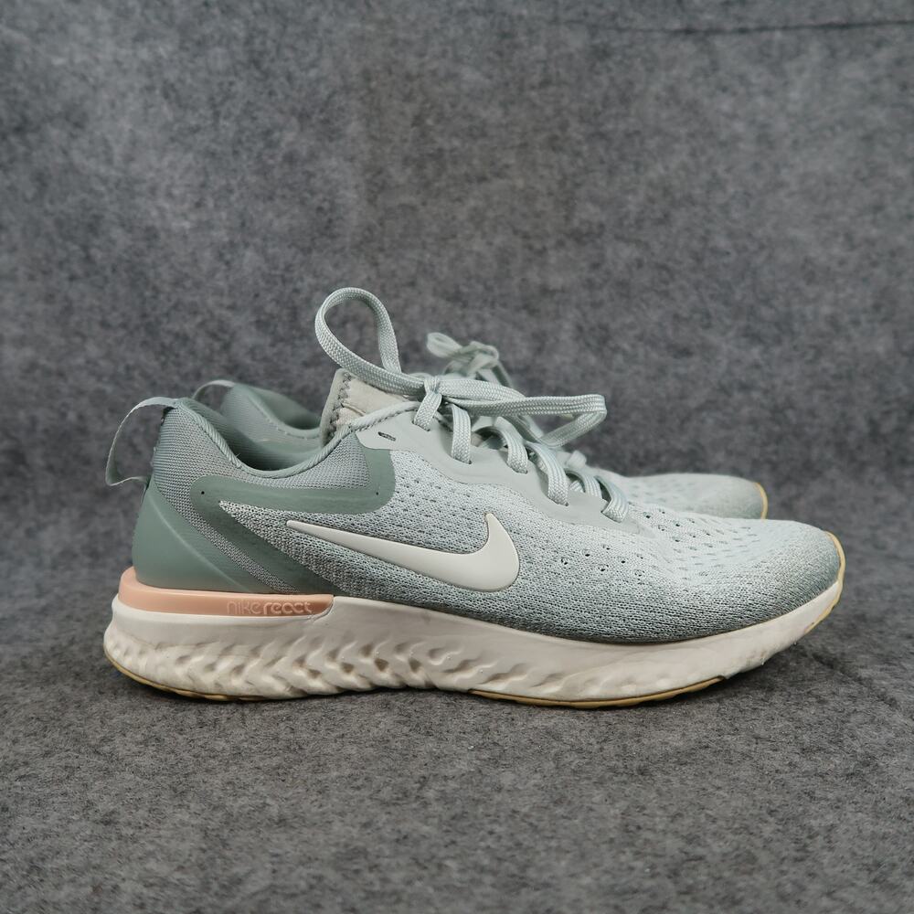 Nike Shoes Womens 7 Athleatic Trainers Odyssey React Sneakers Running Sport Grey